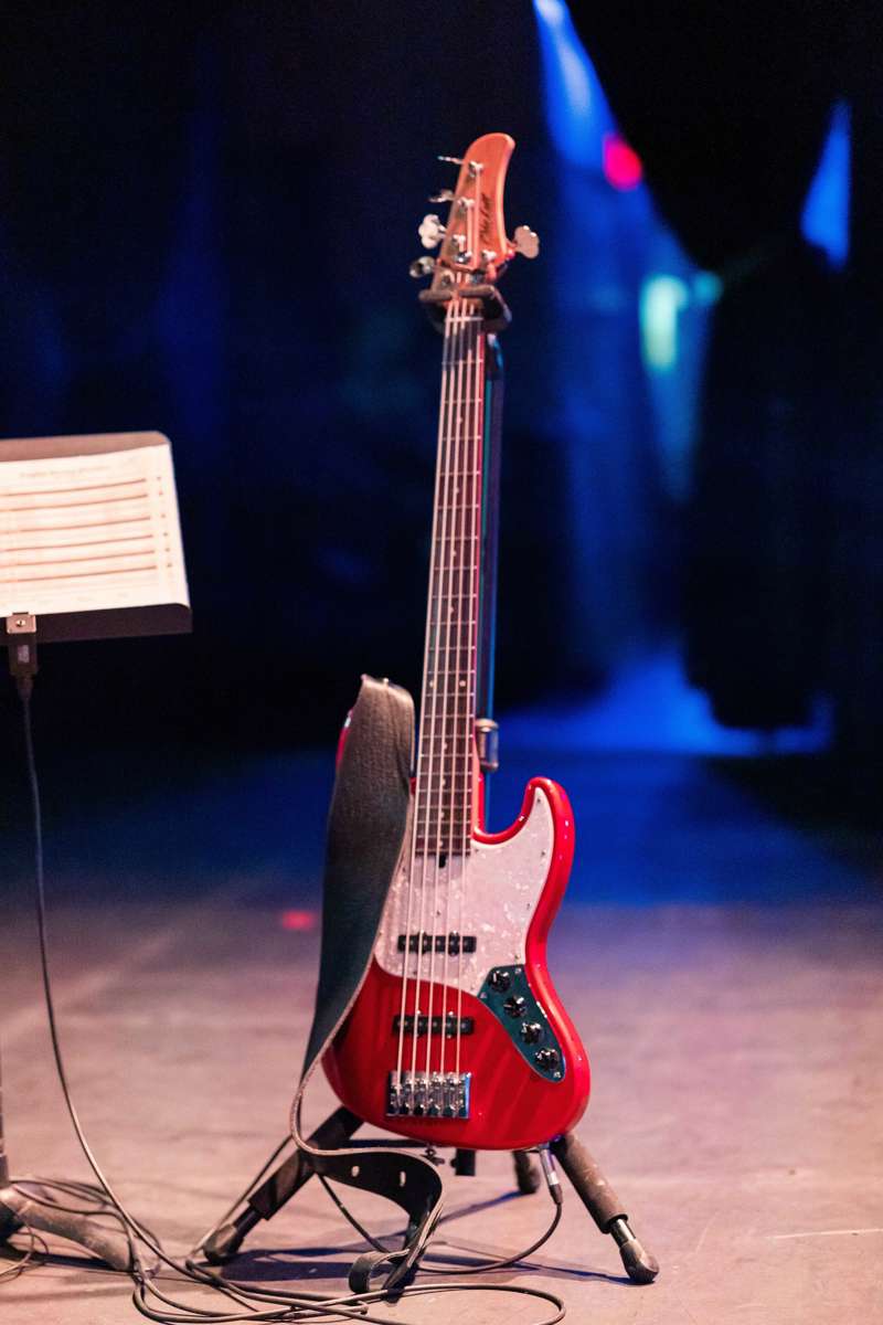Prive Bass Lesson