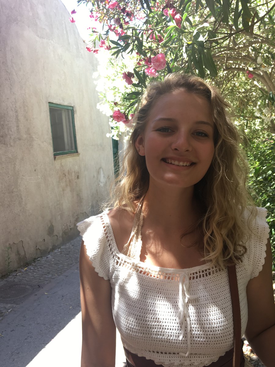 Ava Reynolds
